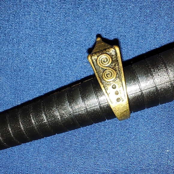 Fashion Rings - Picture 4 of 7